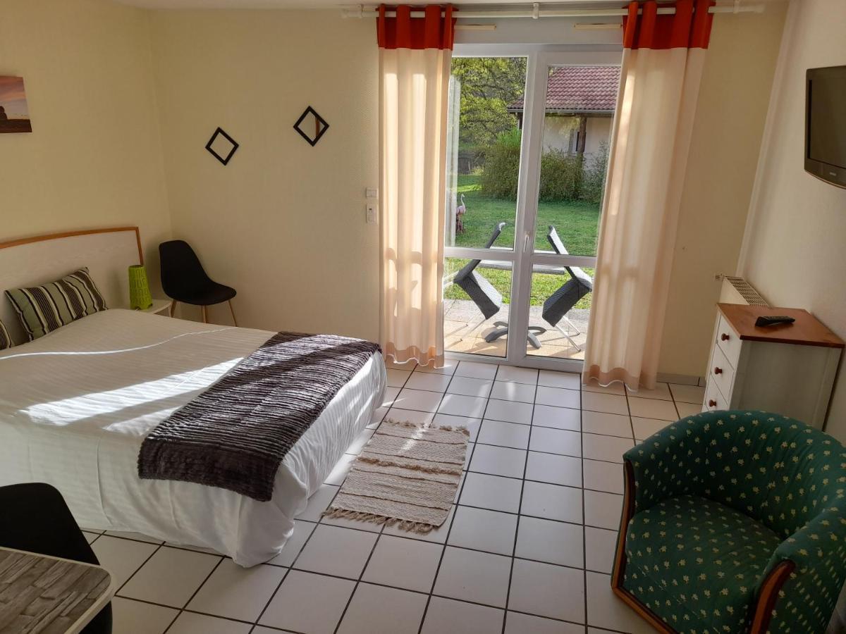 Hotel De L'Ile D'Amour Langeac Dış mekan fotoğraf